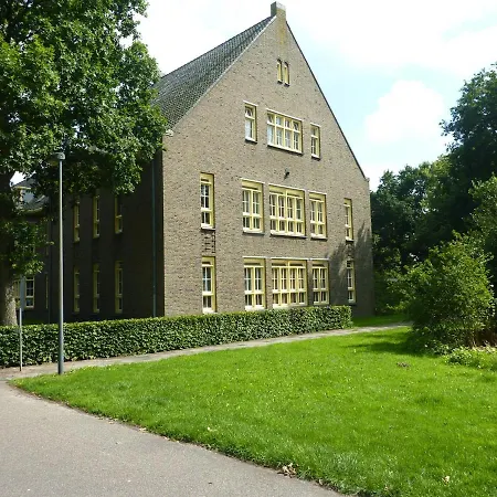 Apartament Op Landgoed Willibrordus *